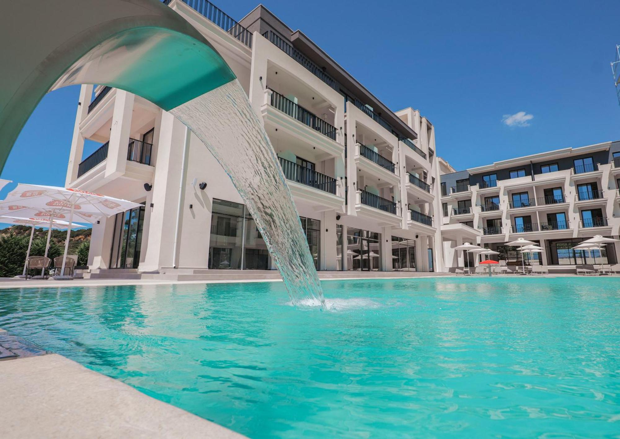 Jost Caravel Hotel Radhime Ngoại thất bức ảnh