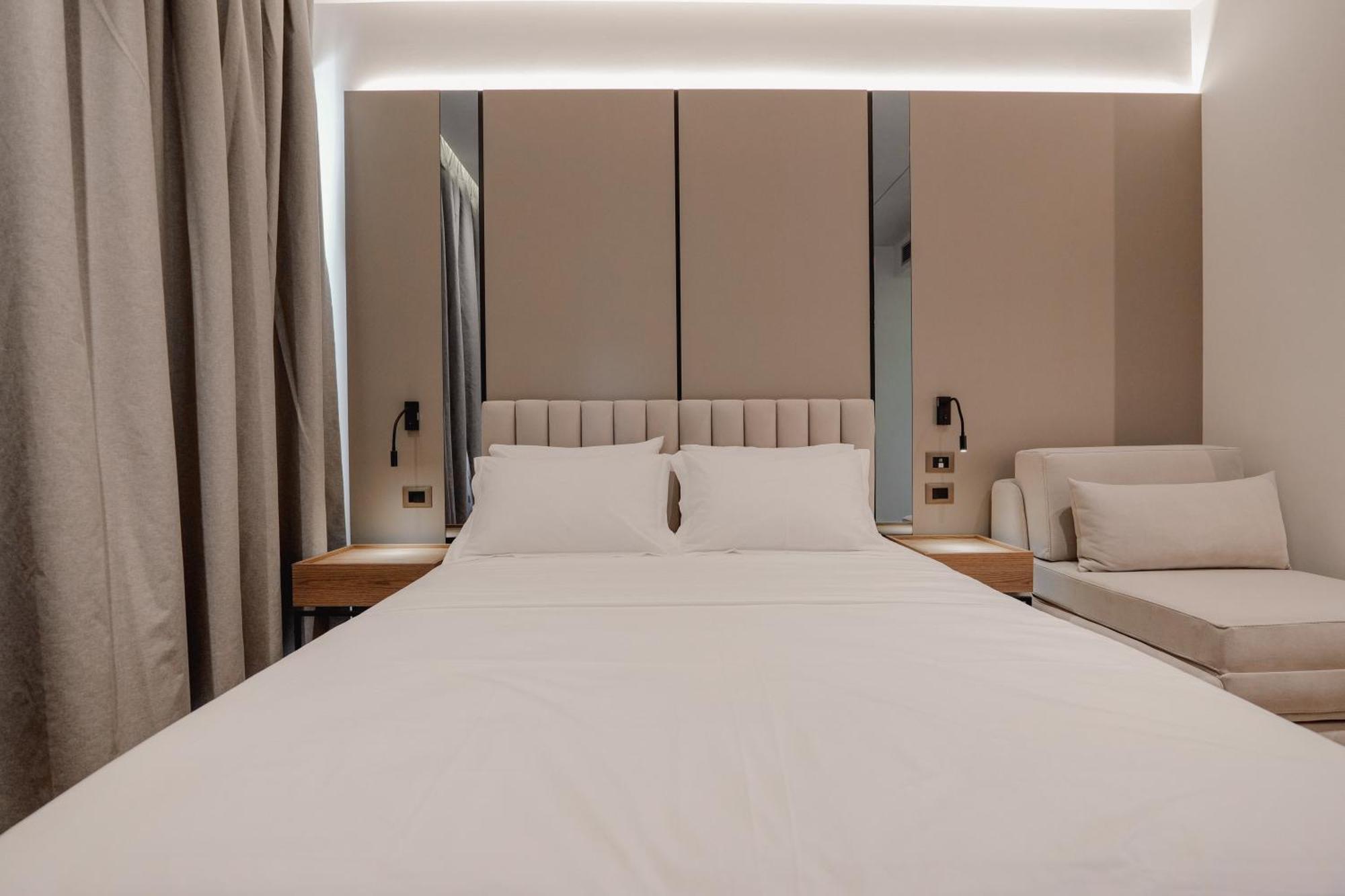 Jost Caravel Hotel Radhime Ngoại thất bức ảnh