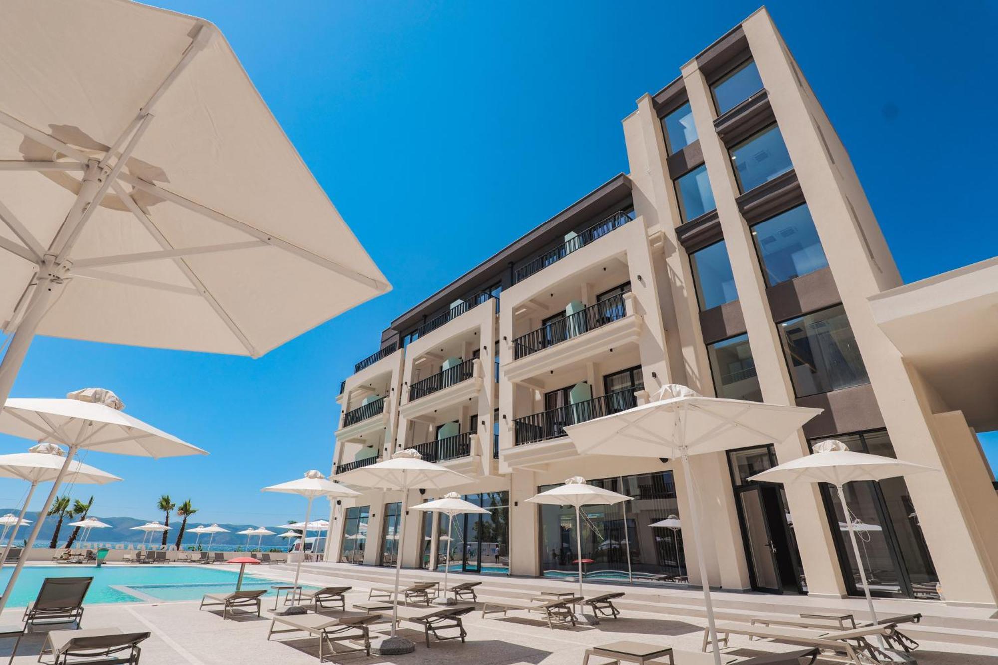 Jost Caravel Hotel Radhime Ngoại thất bức ảnh