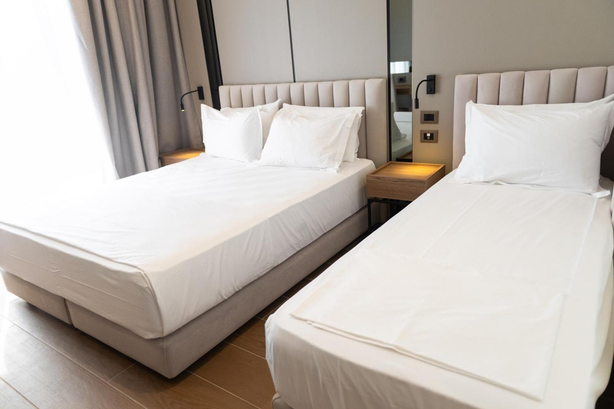 Jost Caravel Hotel Radhime Ngoại thất bức ảnh