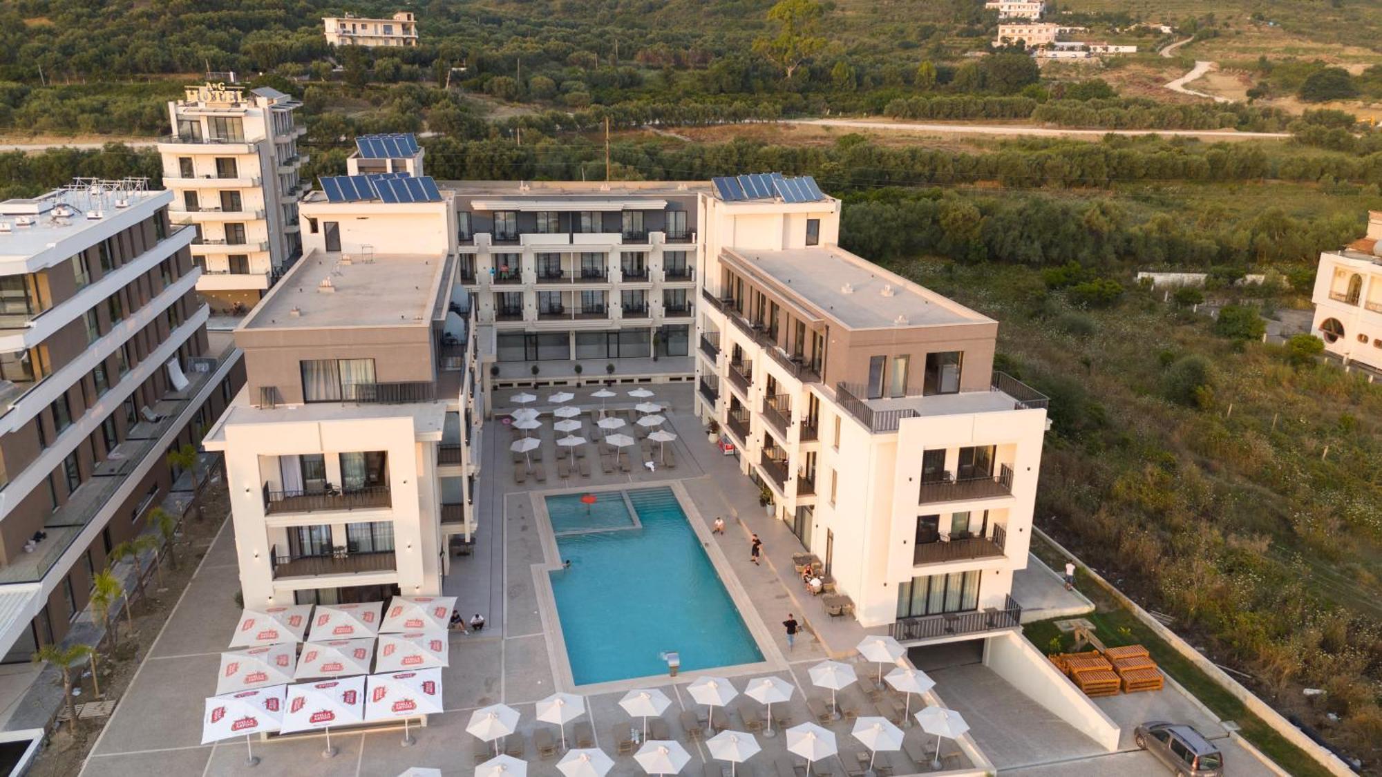 Jost Caravel Hotel Radhime Ngoại thất bức ảnh