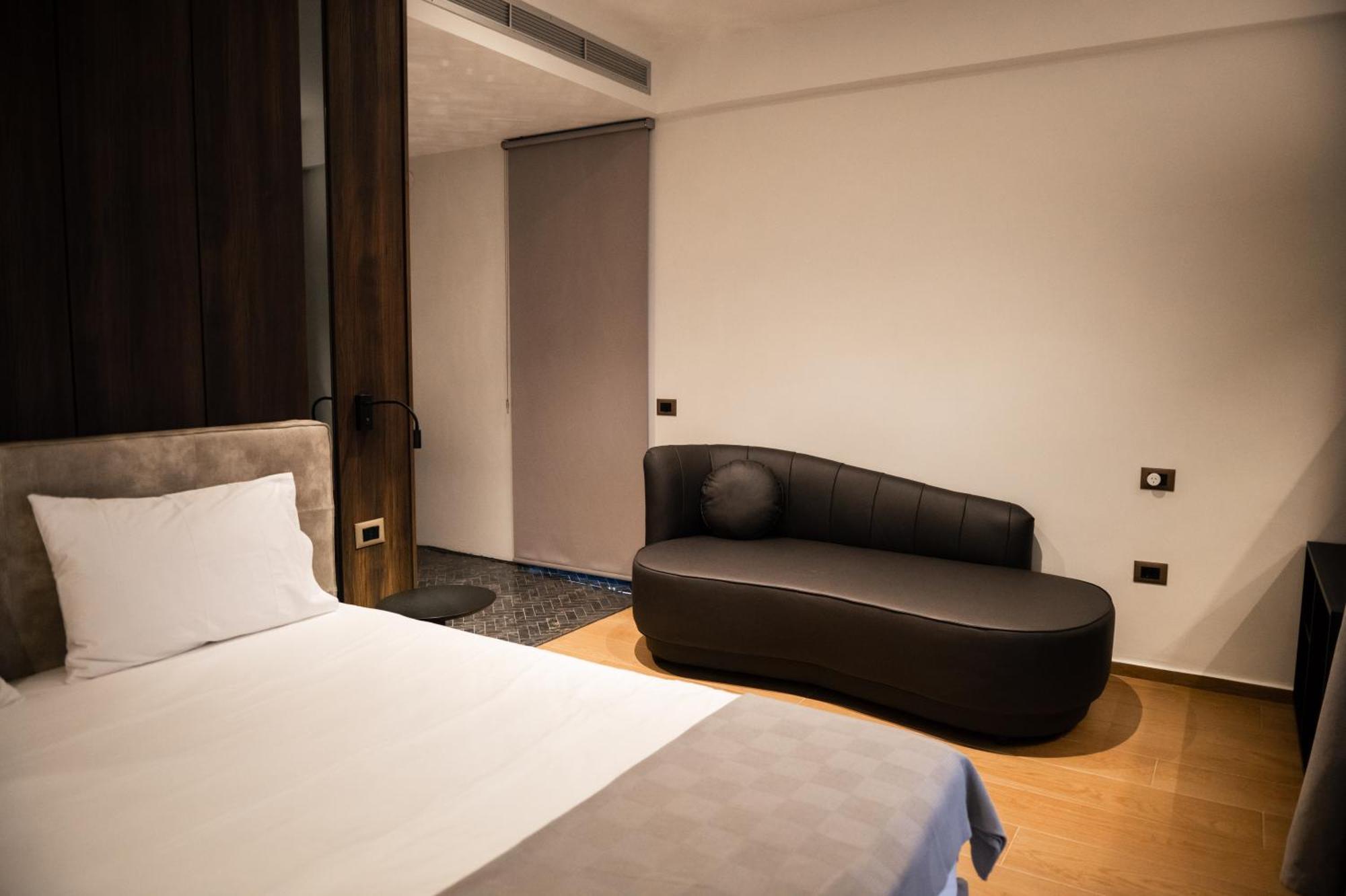 Jost Caravel Hotel Radhime Ngoại thất bức ảnh