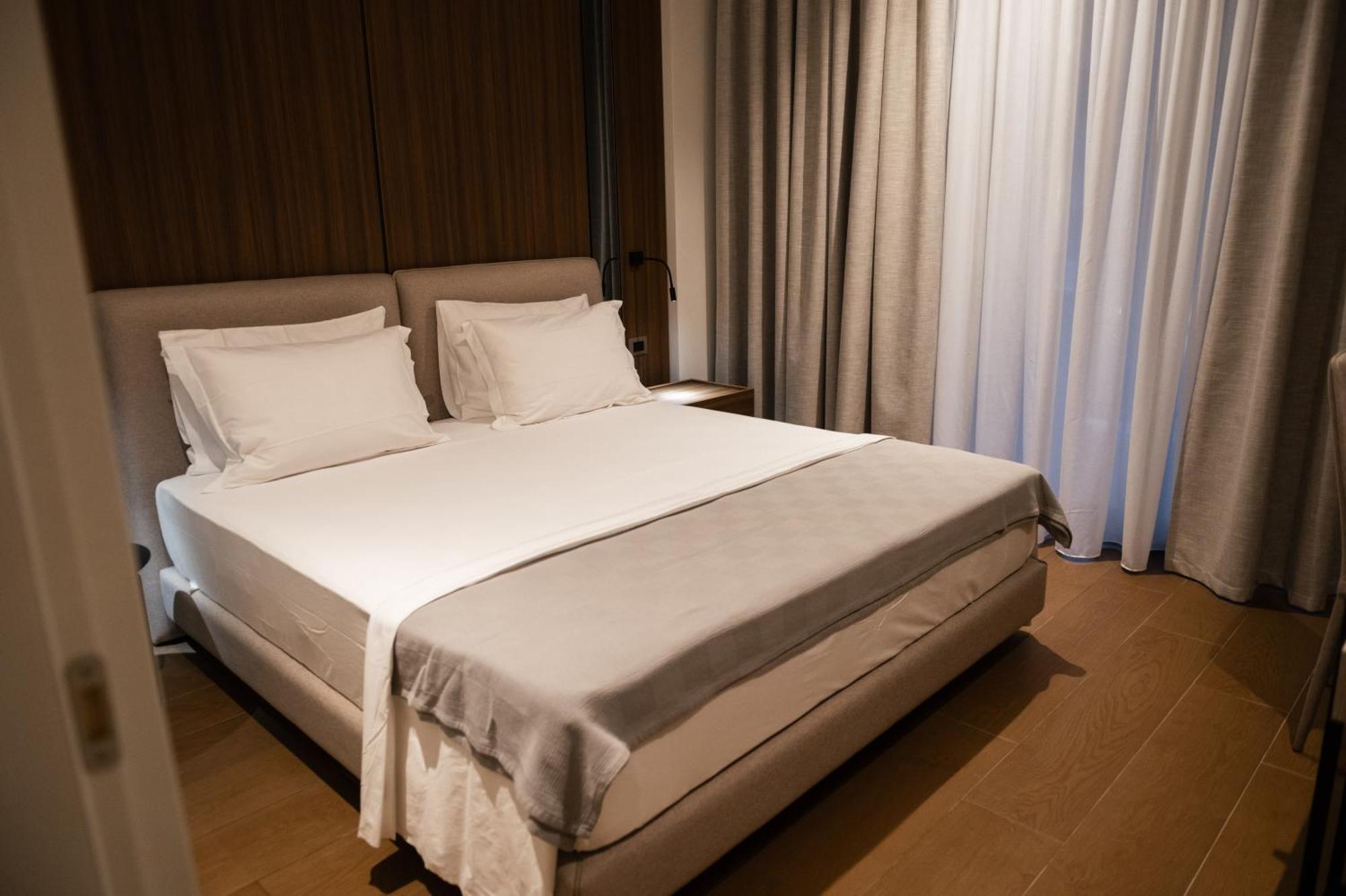 Jost Caravel Hotel Radhime Ngoại thất bức ảnh