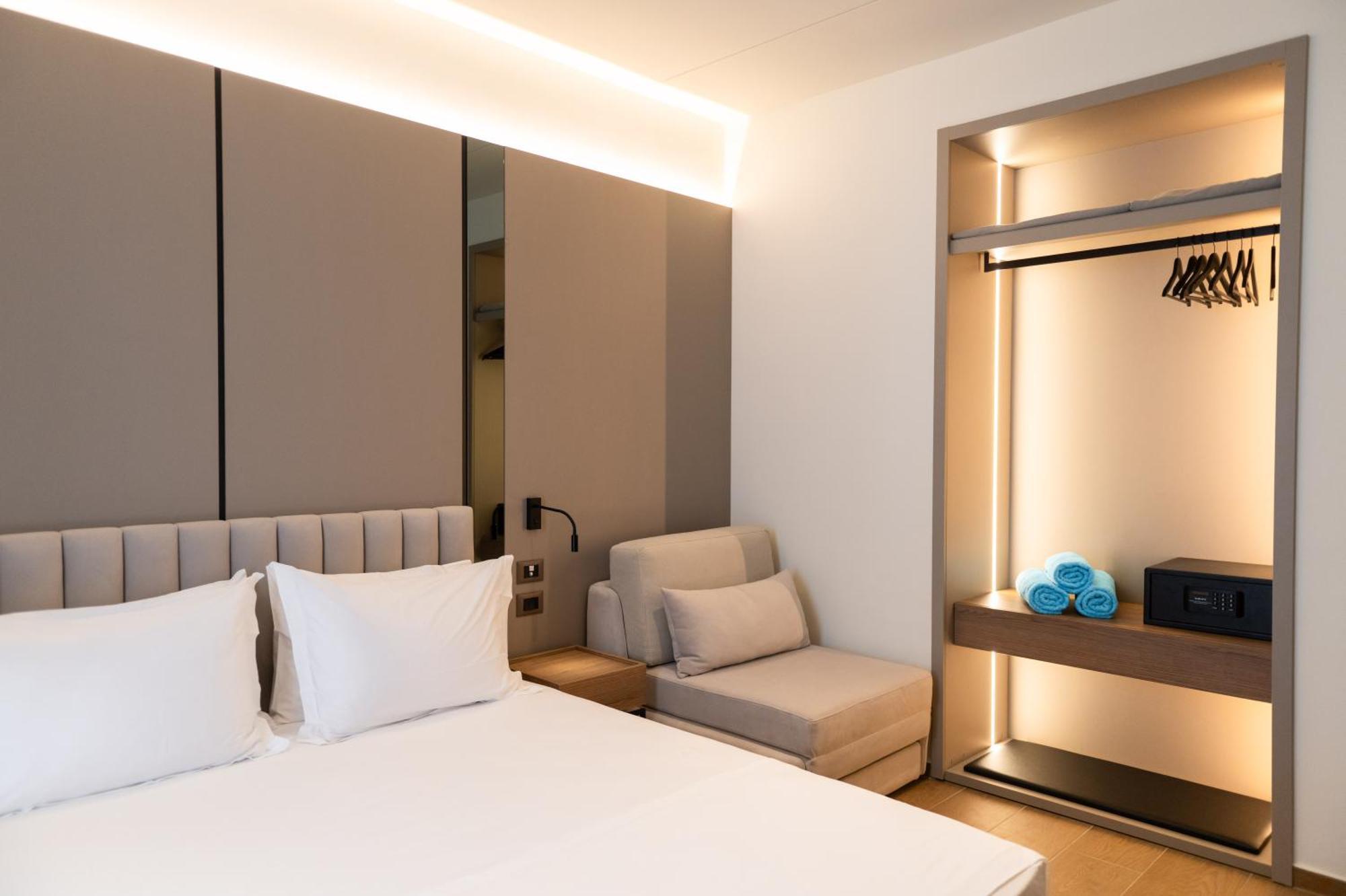 Jost Caravel Hotel Radhime Ngoại thất bức ảnh