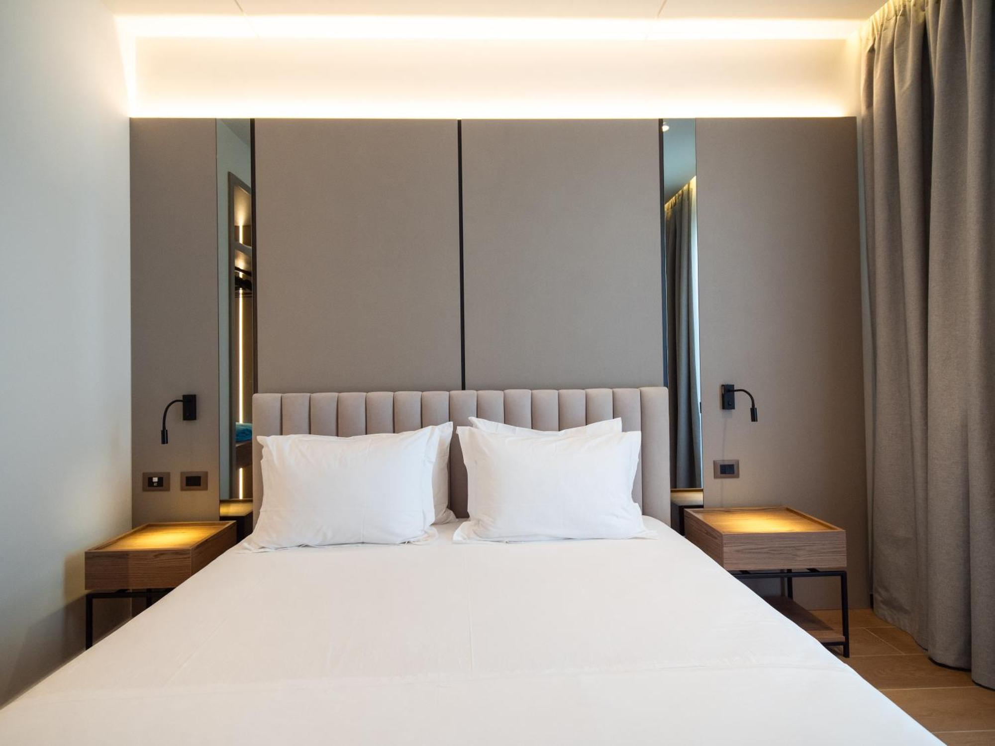 Jost Caravel Hotel Radhime Ngoại thất bức ảnh
