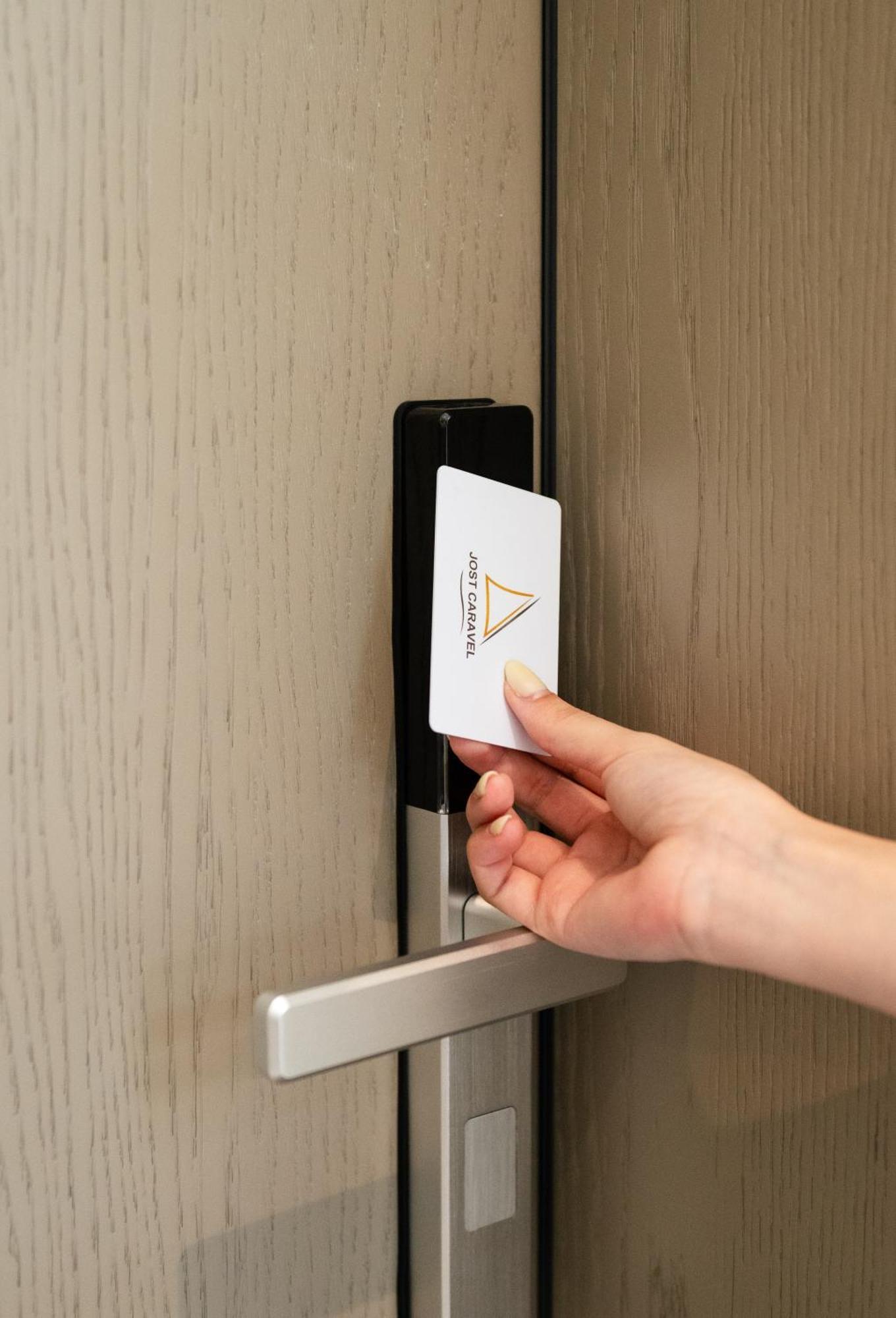 Jost Caravel Hotel Radhime Ngoại thất bức ảnh