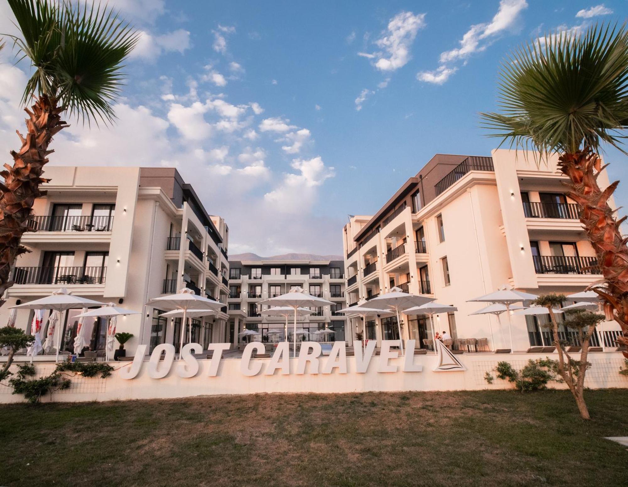 Jost Caravel Hotel Radhime Ngoại thất bức ảnh
